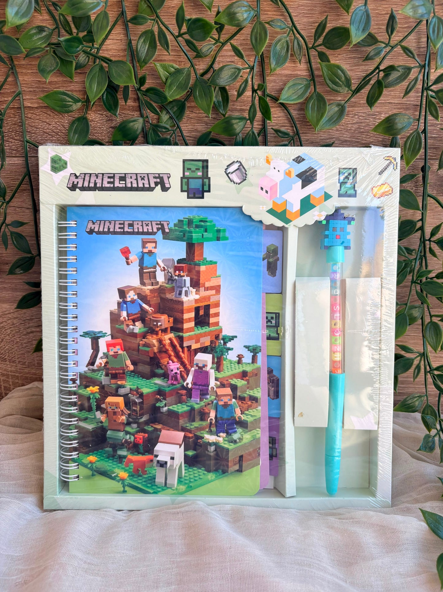 Minecraft Notebook and Pen Set