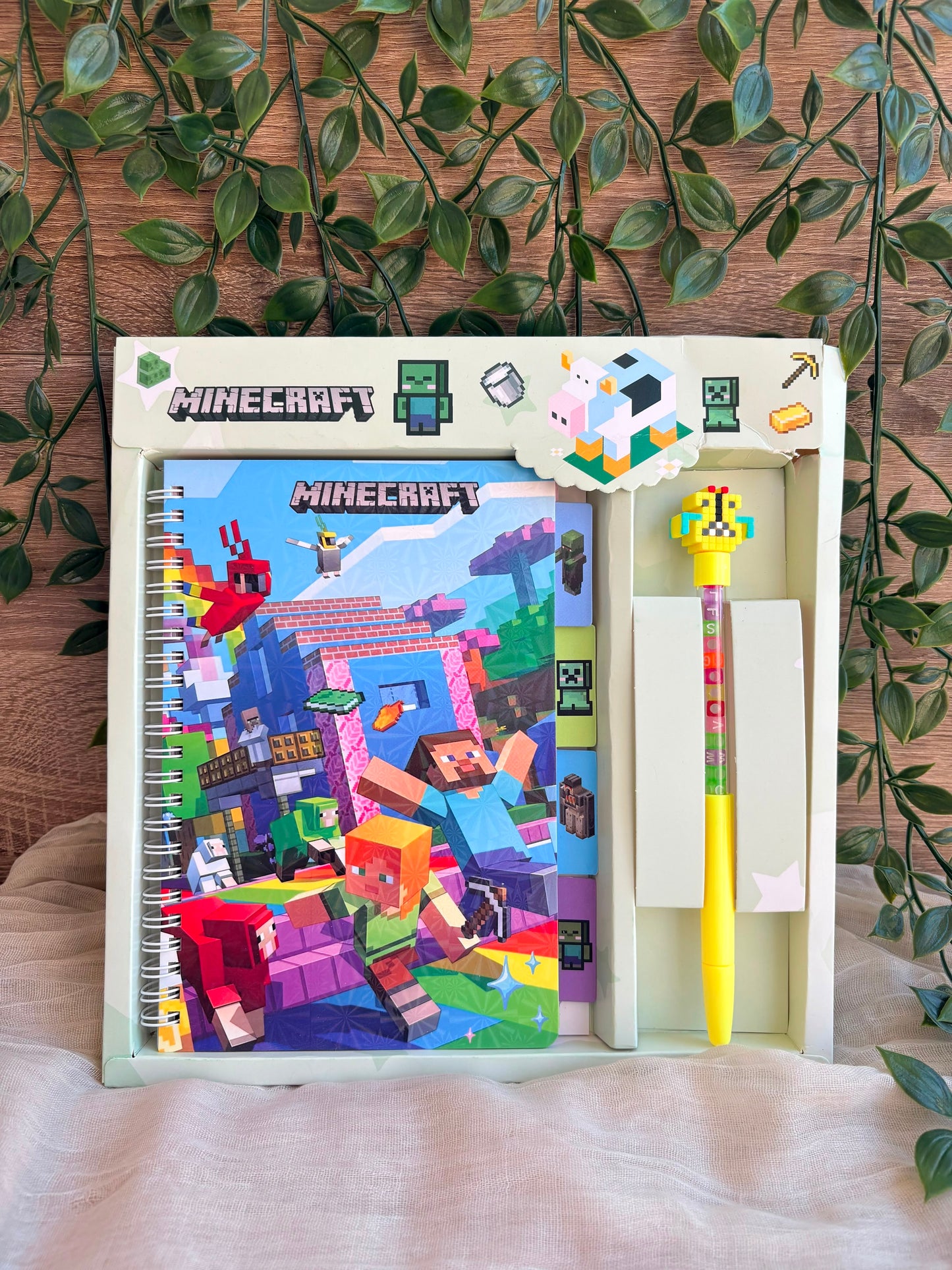 Minecraft Notebook and Pen Set